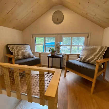 Tiny House Ruhr Im Pier9 Tiny House 3*
