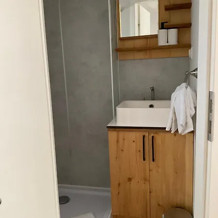 Hotel apartamentowy Tiny House Ruhr Im Pier9 Tiny House